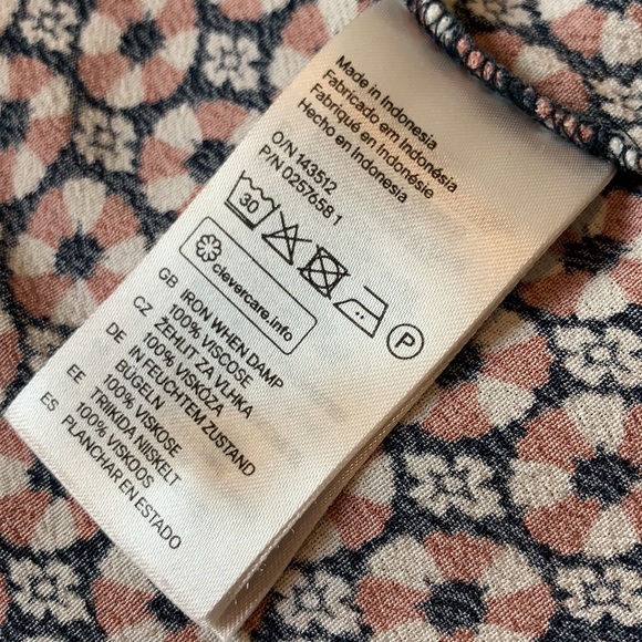 H&M Spring/Fall Dress S-4 - Picture 7 of 7